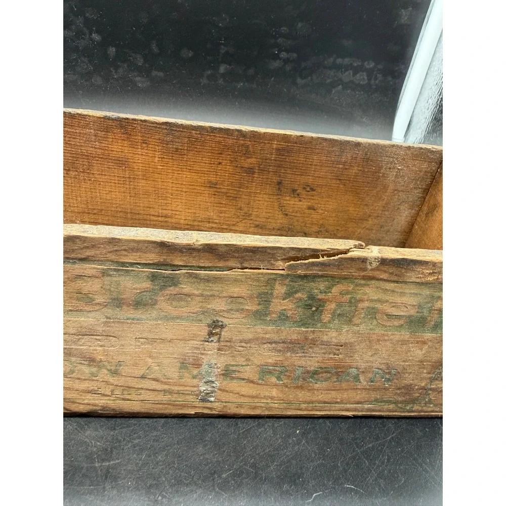 Vintage Swift & Company Brookfield Cheese Crate Wooden Advertising Box Chicago